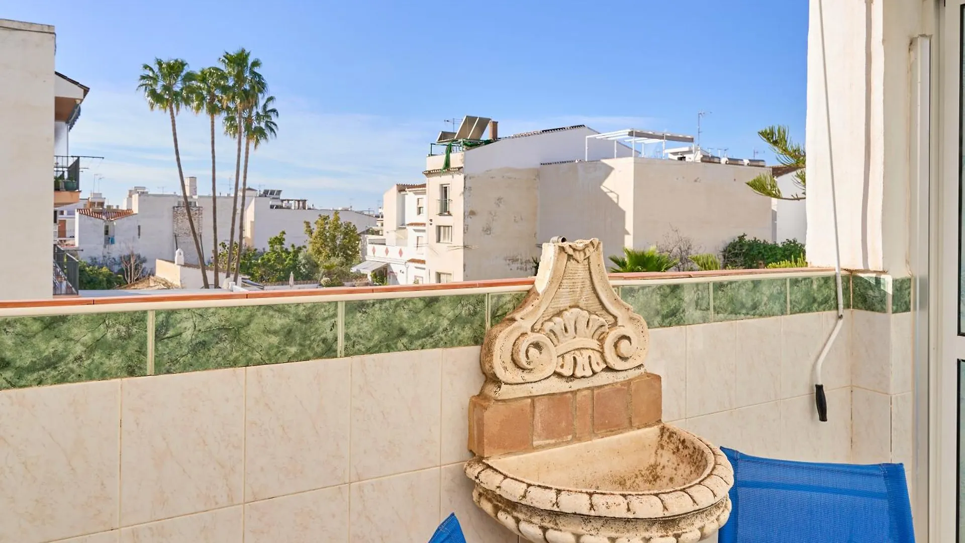 Butterfly Apartment Nerja